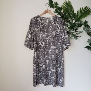 H&M Flare Sleeve Printed Midi Dress